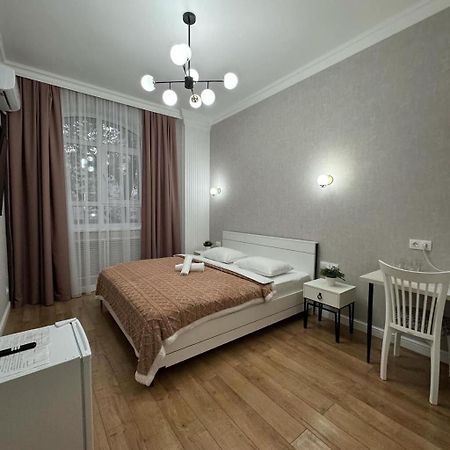 Rose Art Hotel Αστάνα Εξωτερικό φωτογραφία