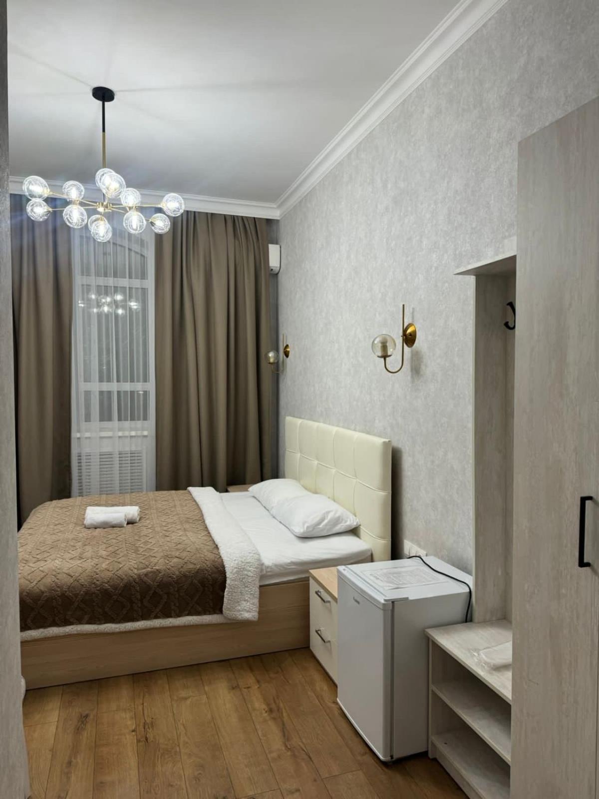Rose Art Hotel Αστάνα Εξωτερικό φωτογραφία